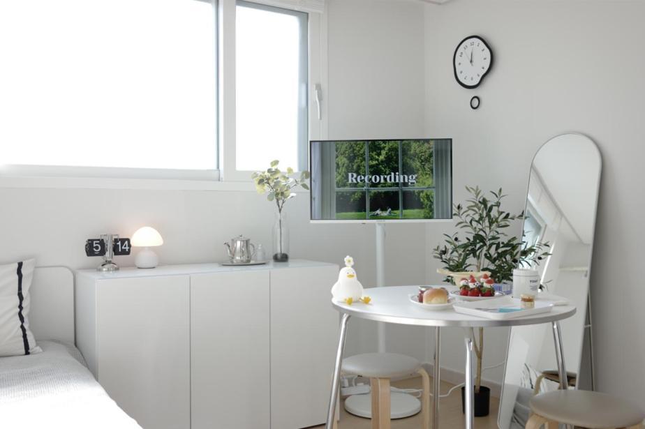 H House Yeonnam Apartment Seoul Exterior photo