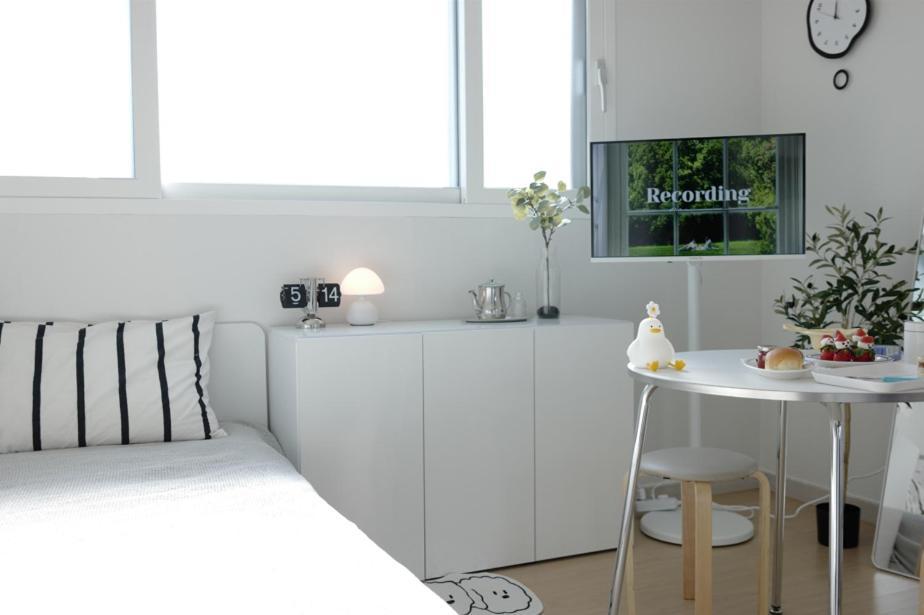 H House Yeonnam Apartment Seoul Exterior photo