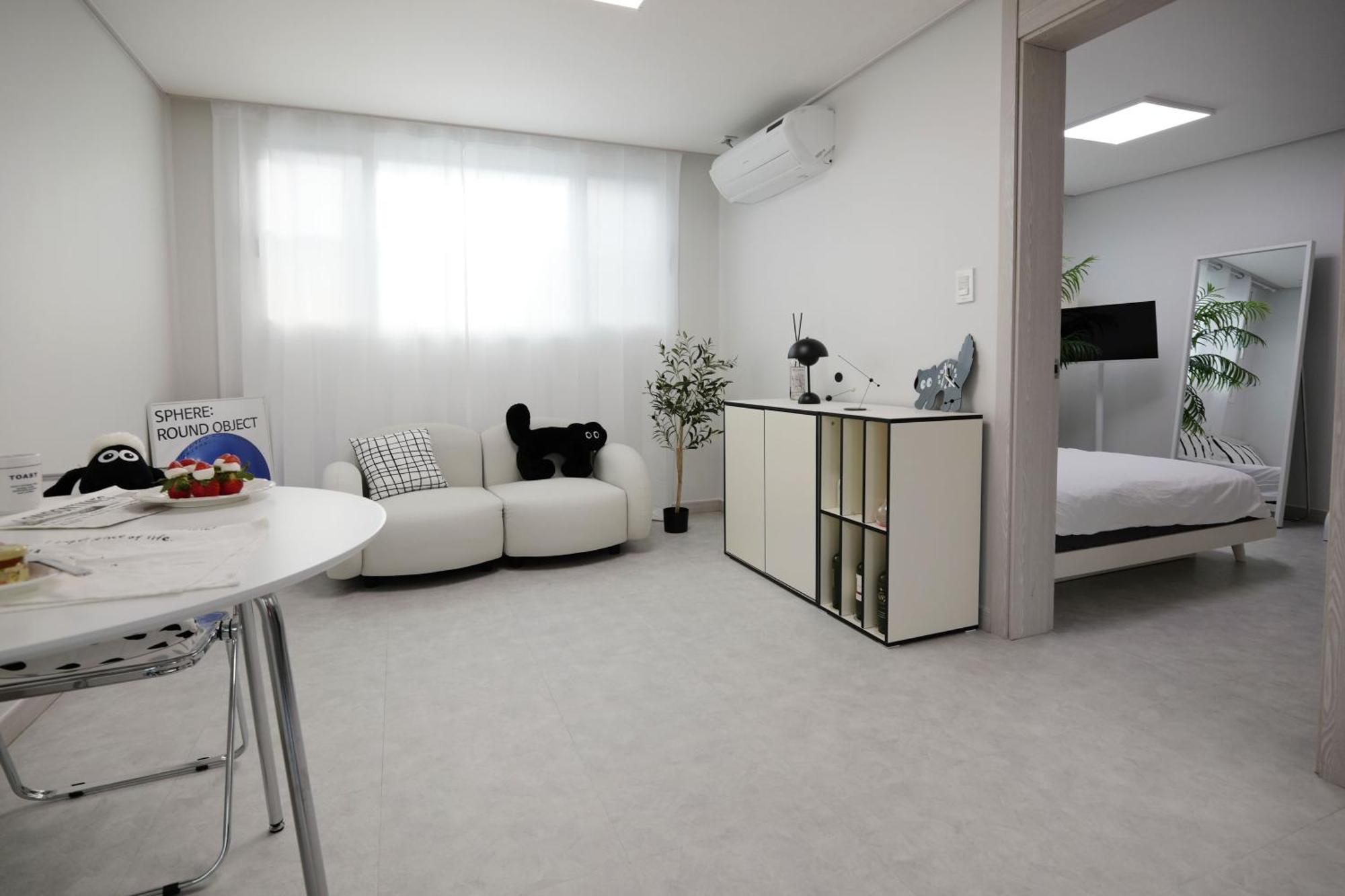 H House Yeonnam Apartment Seoul Exterior photo