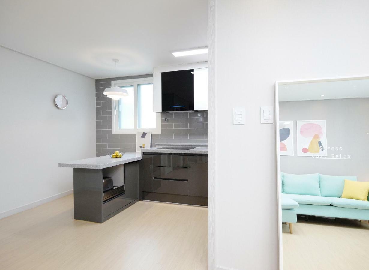 H House Yeonnam Apartment Seoul Exterior photo