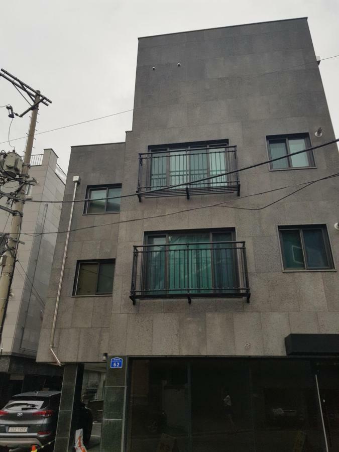 H House Yeonnam Apartment Seoul Exterior photo